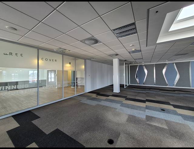 902M² OFFICE TO LET IN ILLOVO